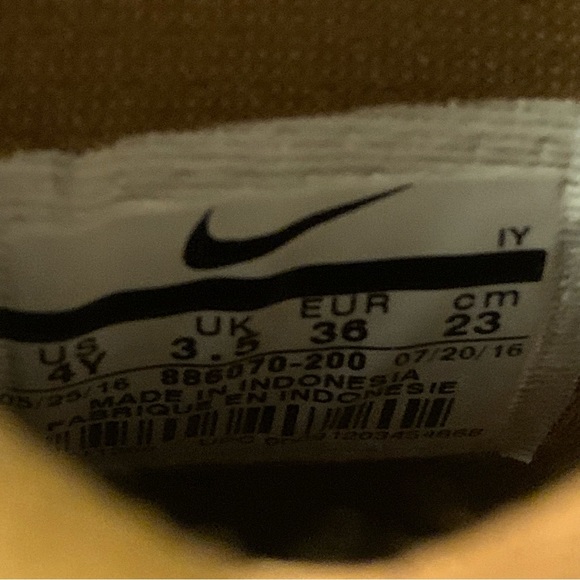 Nike Dunk High Premium - Picture 5 of 6